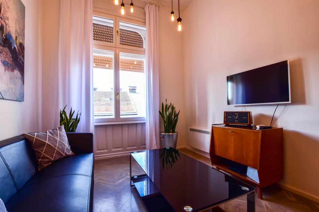 K89: Designer Studio Budapest Esterno foto
